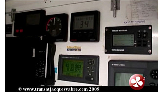 A bord de Prince de Bretagne à l'abris  durant l'édition 2009 de la Transat Jacques Vabre